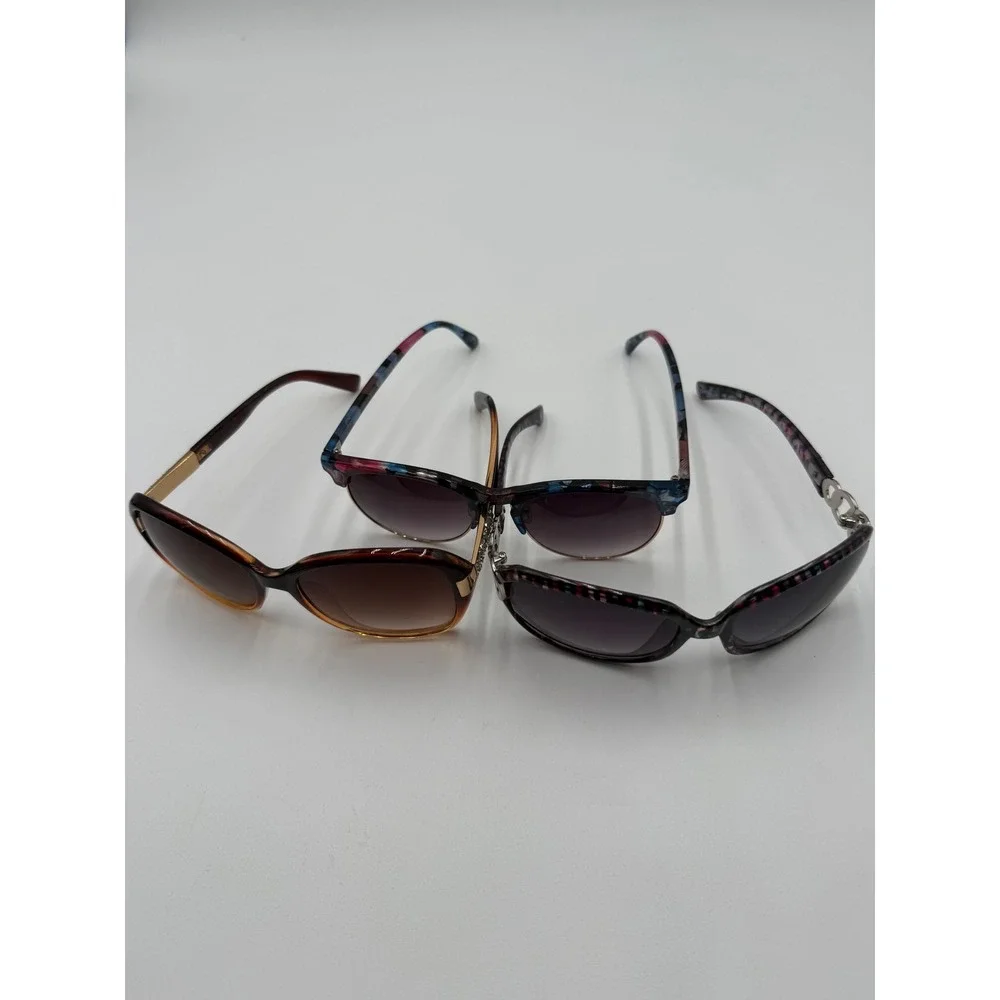 Unbranded Sunglasses Bundle Women OS Multicolor Good Casual Fashion 3 Pairs